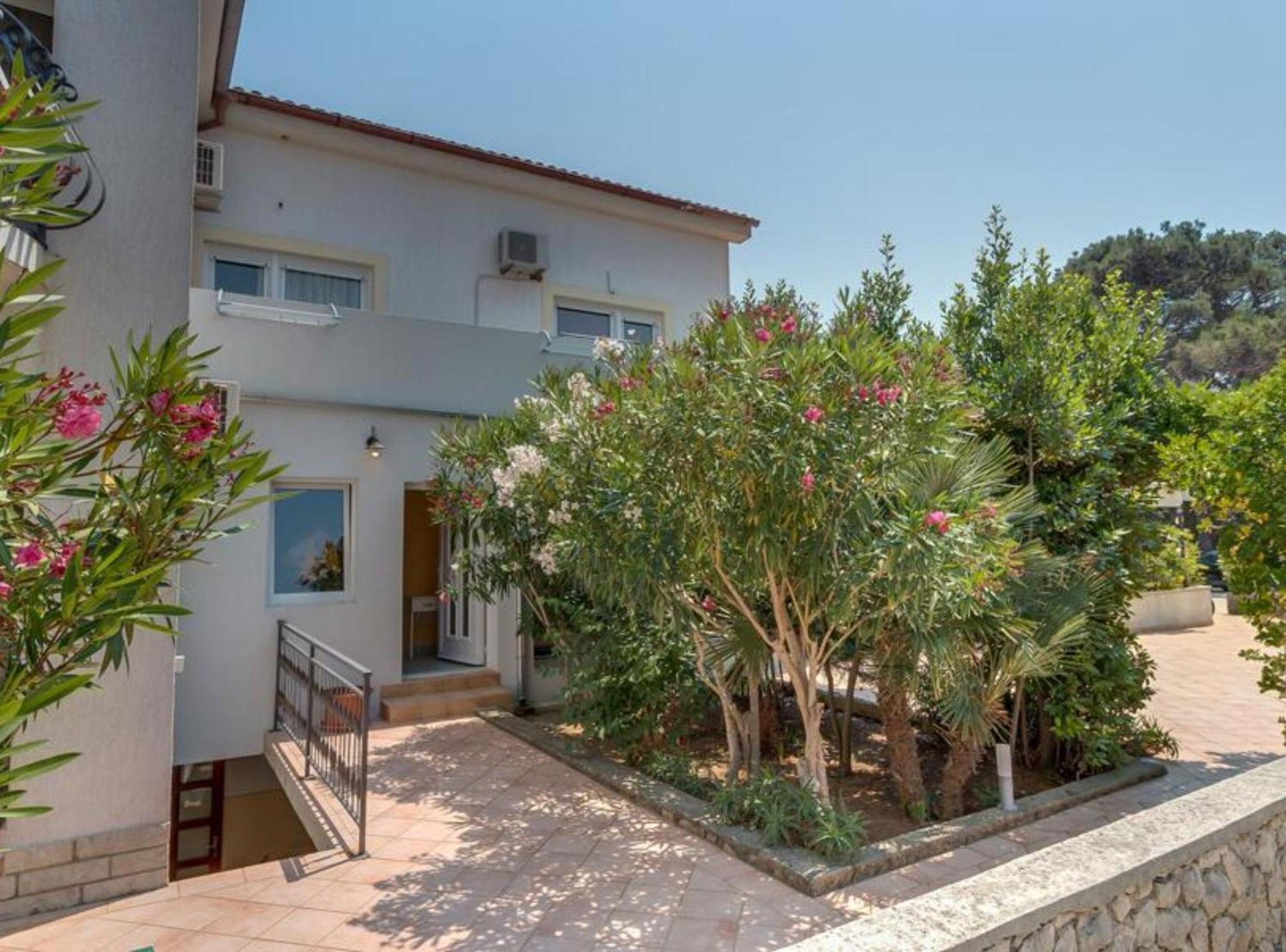 Pansion Belvedere Mali Lošinj Esterno foto