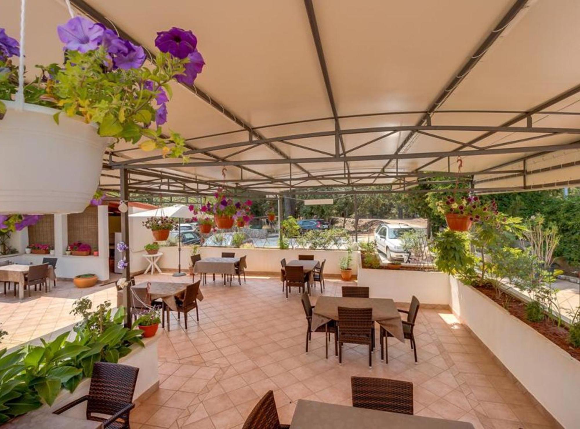 Pansion Belvedere Mali Lošinj Esterno foto
